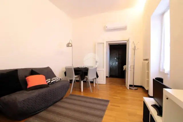 2-room flat in {3}, - Photo 1