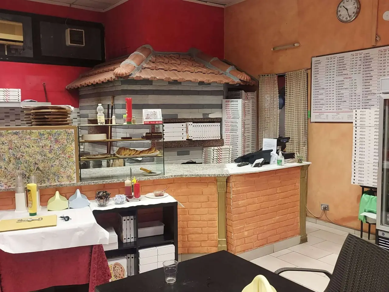 Pizza al taglio in , Reggio Emilia, {3} - Foto 2