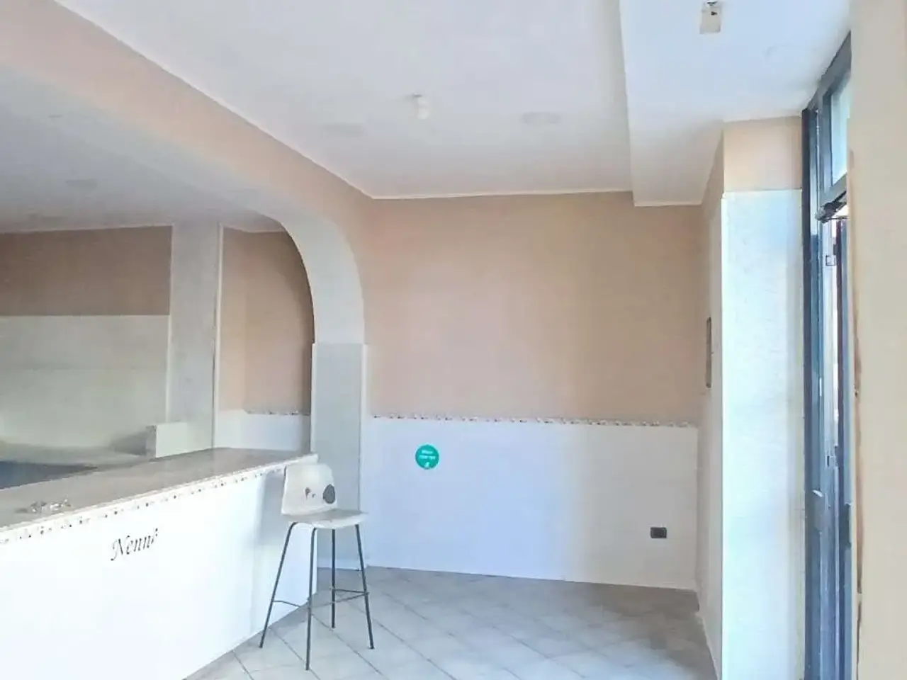 Negozio in Via Ferrucci 43, Formia, {3} - Foto 2