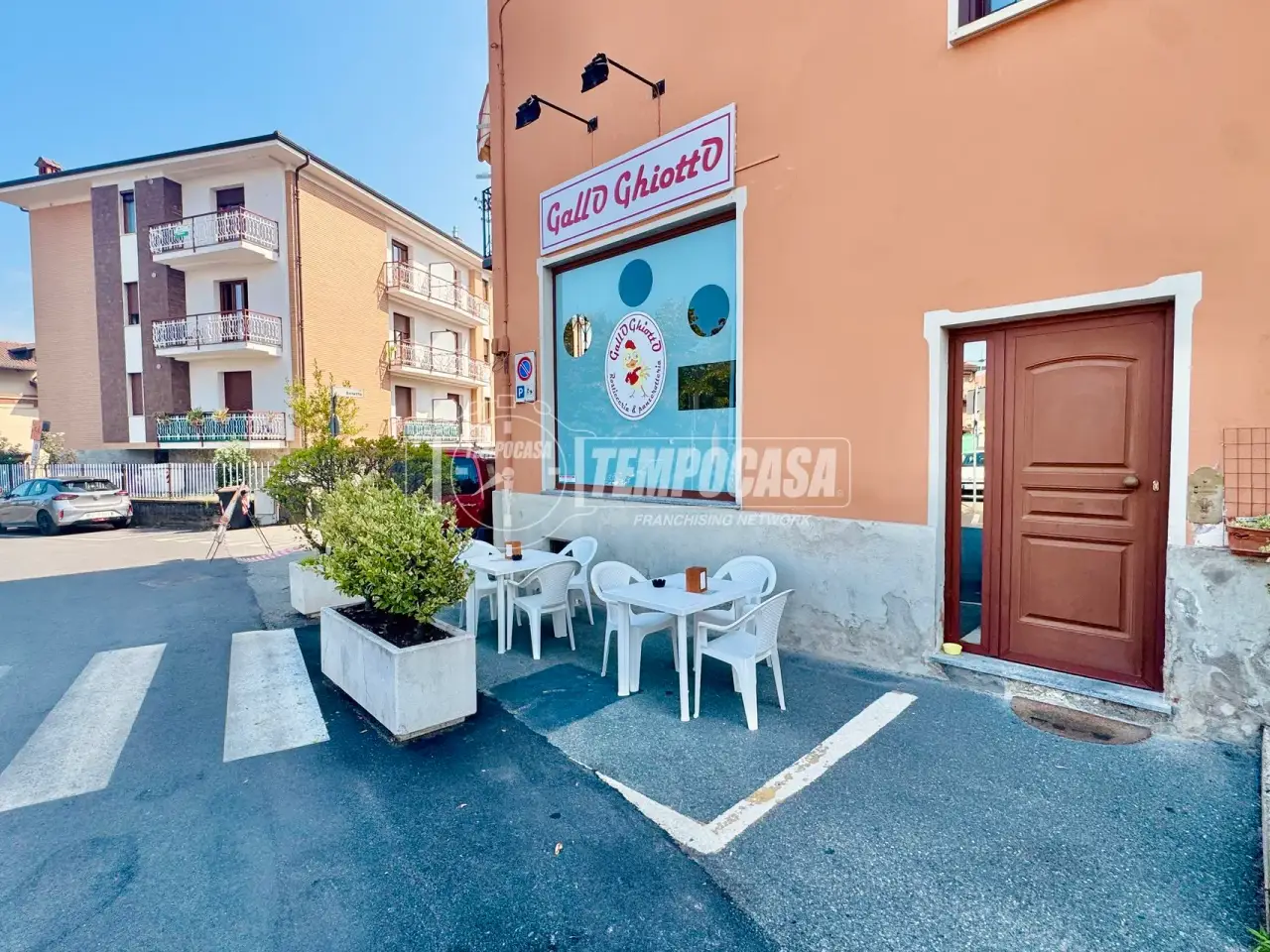 Alimentari in Piazza Maritano, Giaveno, {3} - Foto 2