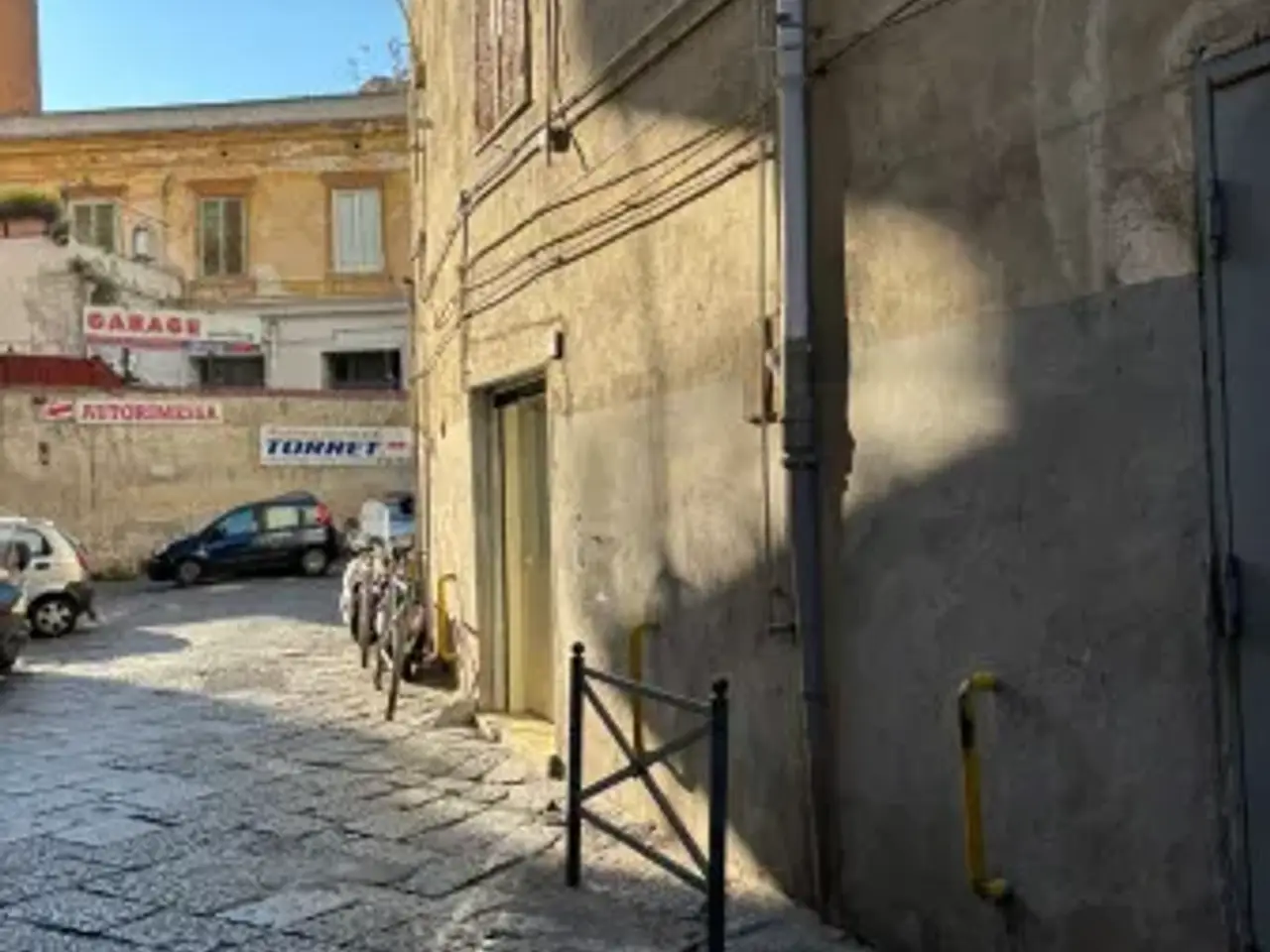 Negozio in Cupa Caiafa, Napoli, {3} - Foto 2
