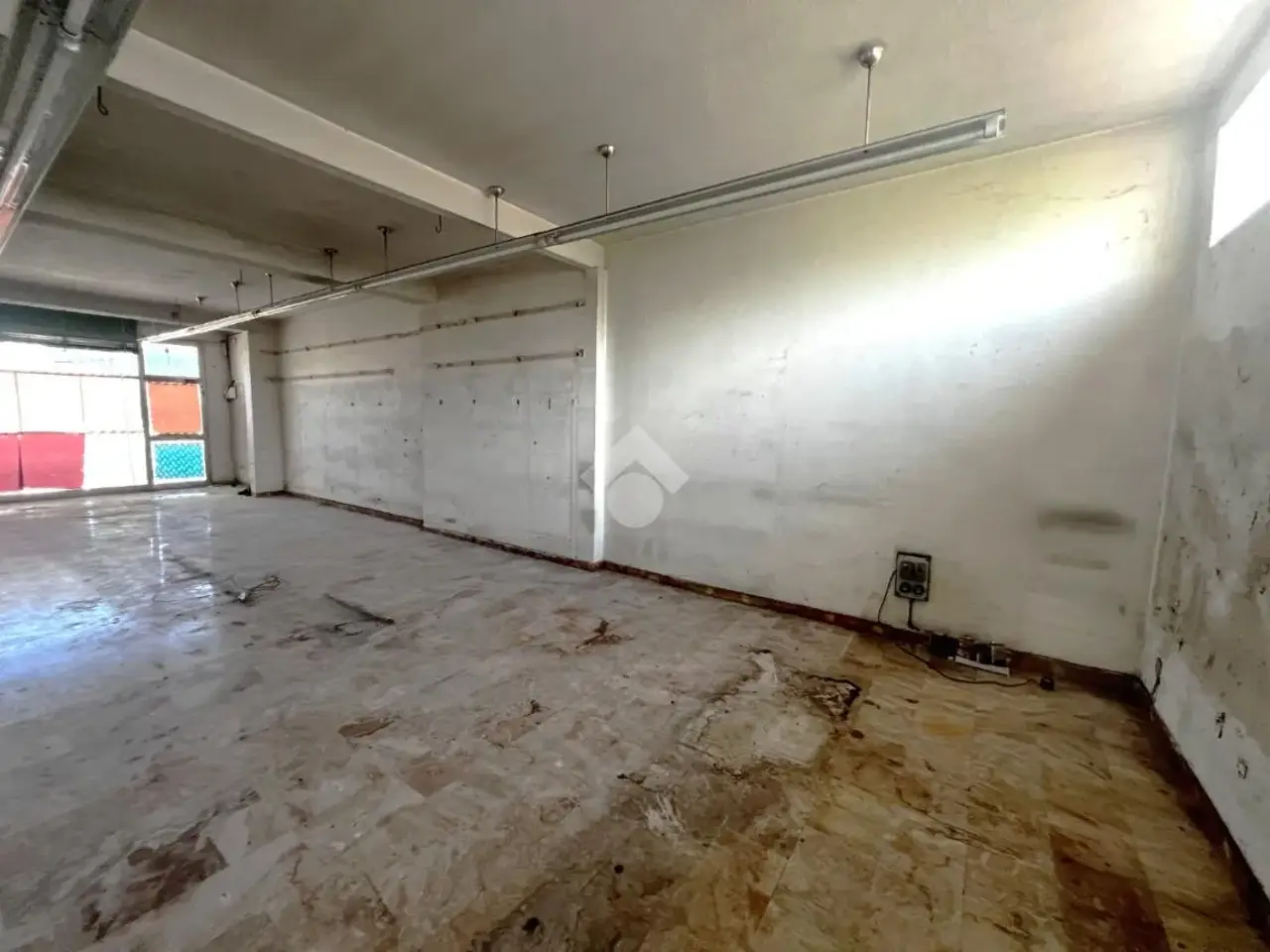 Palazzina commerciale in Via Nazionale 331, Mira, {3} - Foto 2