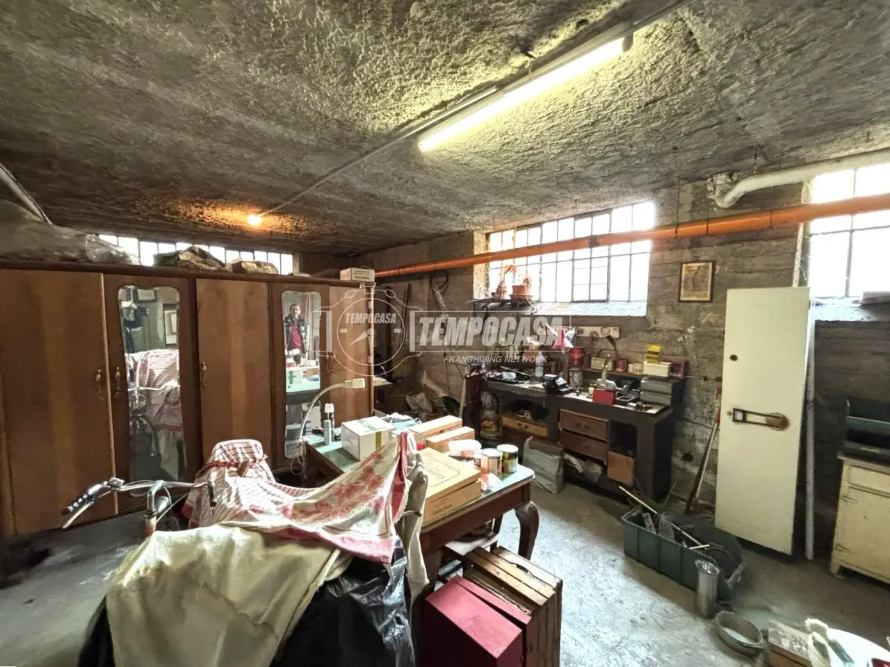 Magazzino in Via Benedetto Croce 2, Nova Milanese, {3} - Foto 2