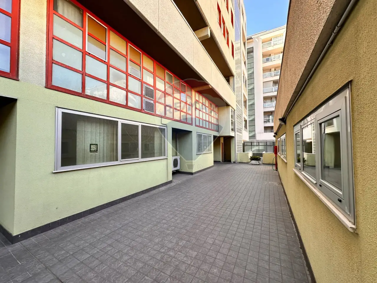Ufficio in Via Mario del Monaco 16, Pesaro, {3} - Foto 1