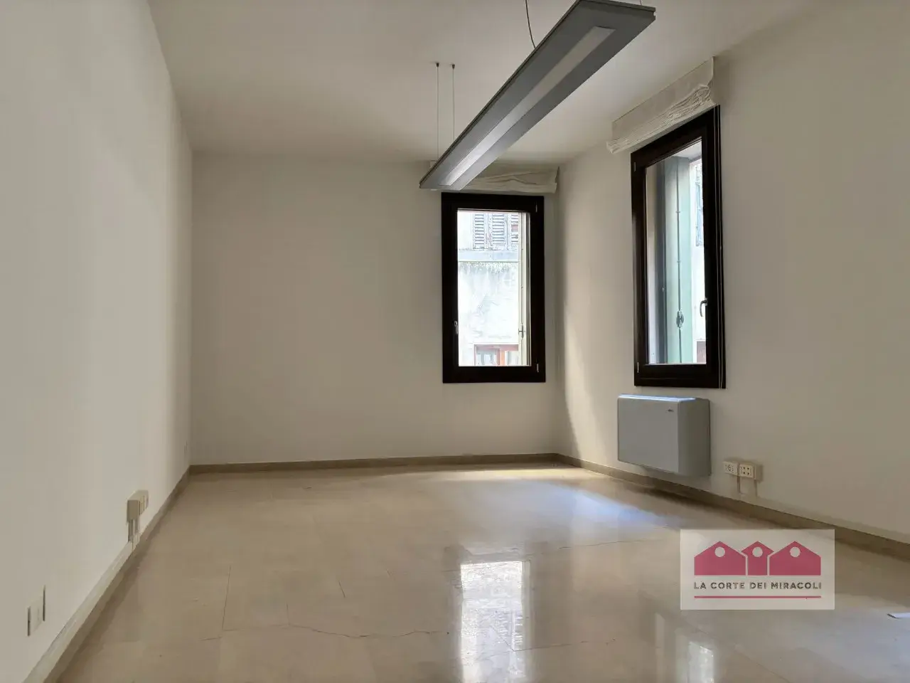 Ufficio in Contrà Frasche del Gambero, Vicenza, {3} - Foto 1