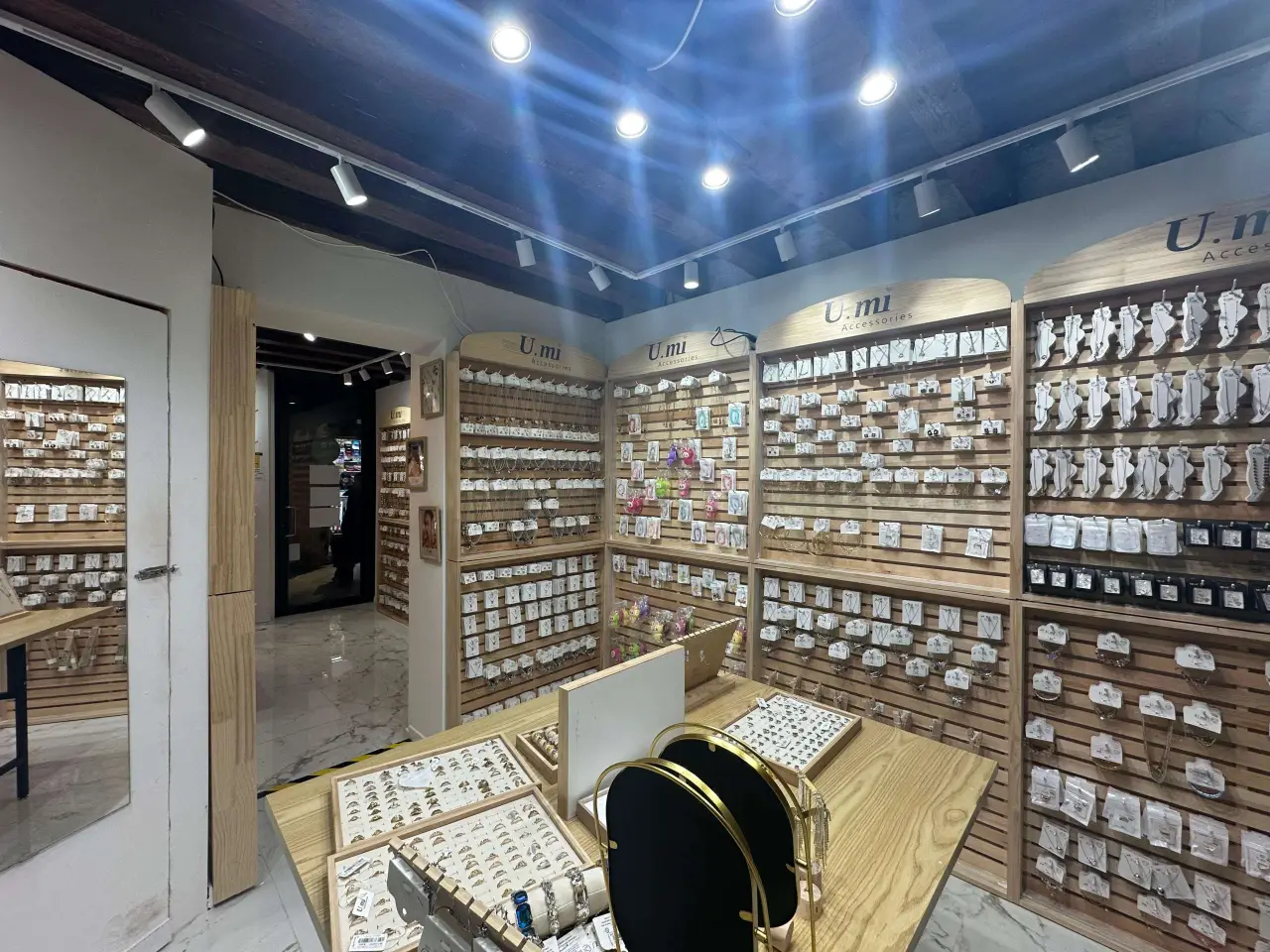Negozio in Mercerie dell' Orologio , Venezia, {3} - Foto 2