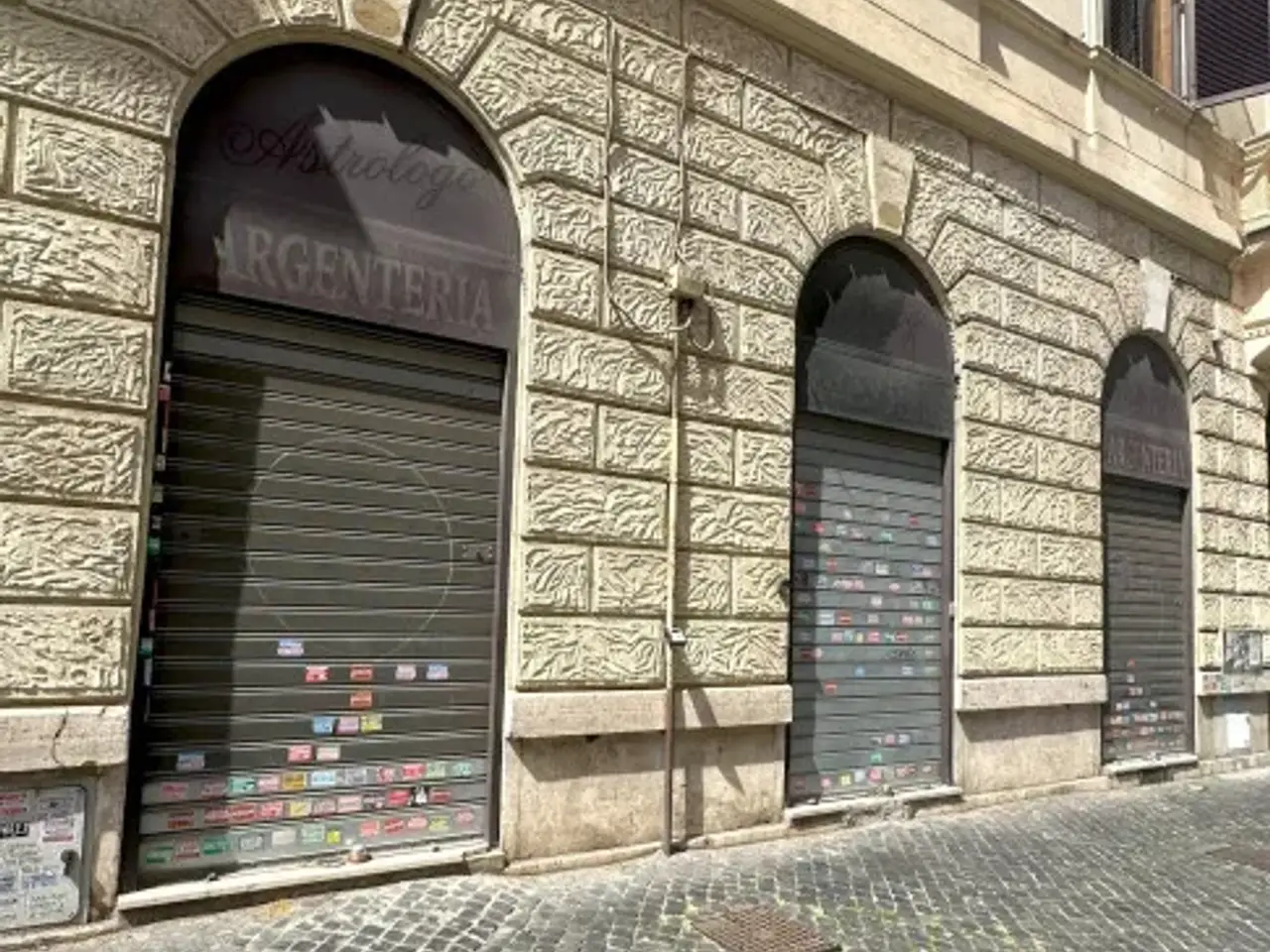 Negozio in Via Vespasiano 56, Roma, {3} - Foto 2