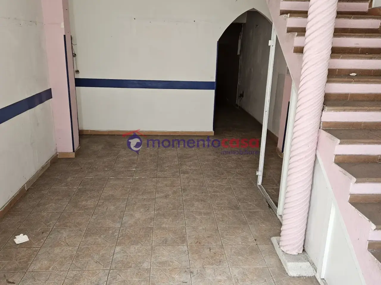 Negozio in Via del Torrione, Reggio Calabria, {3} - Foto 2