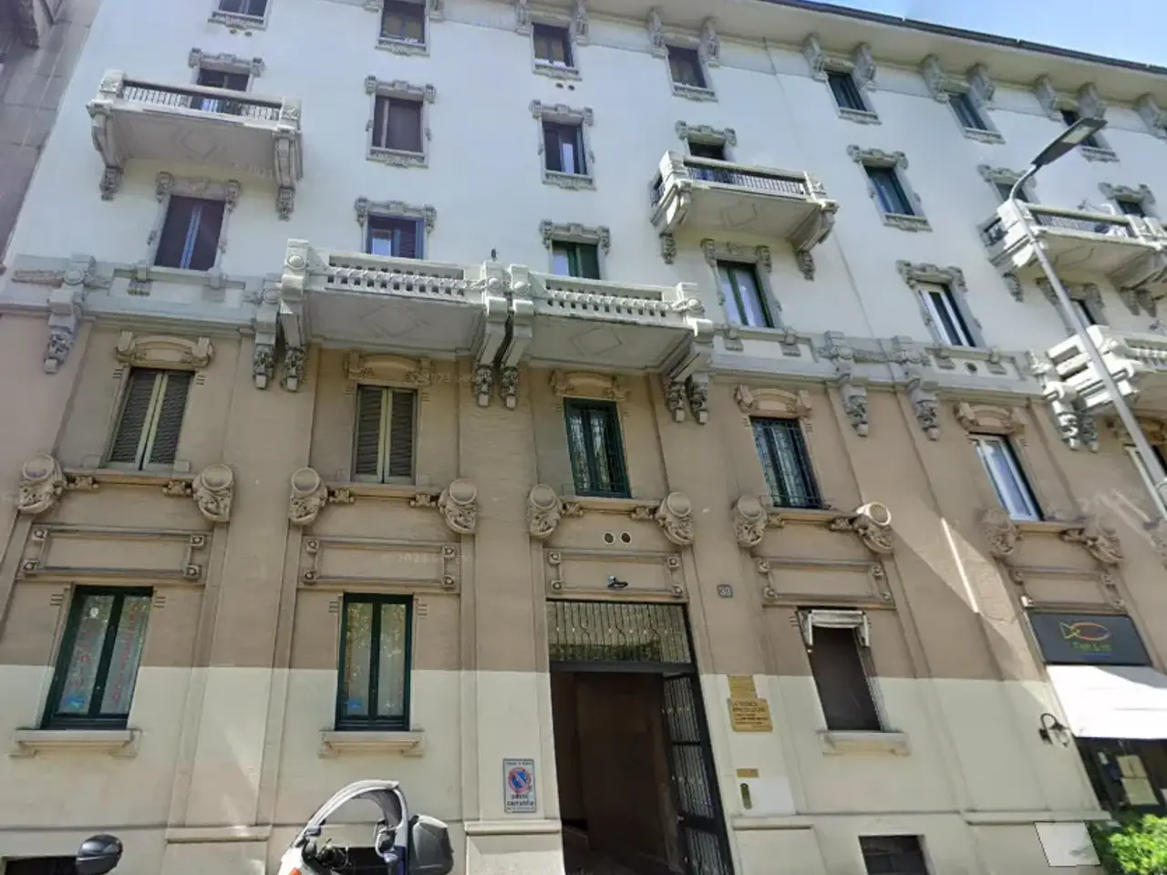 Ufficio in Viale Abruzzi  33, Milano, {3} - Foto 2