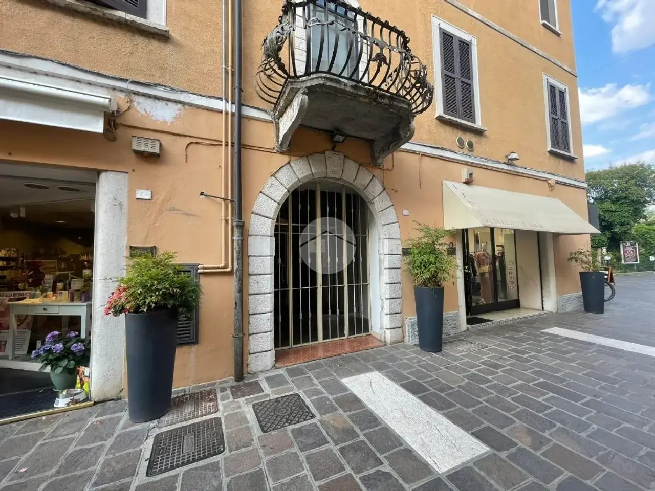 Negozio in Via Santa Maria 38, Desenzano Del Garda, {3} - Foto 2