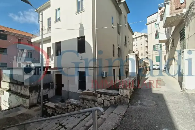 Quadrilocale in Via Benedetto Citriniti 3, Catanzaro - Foto 1