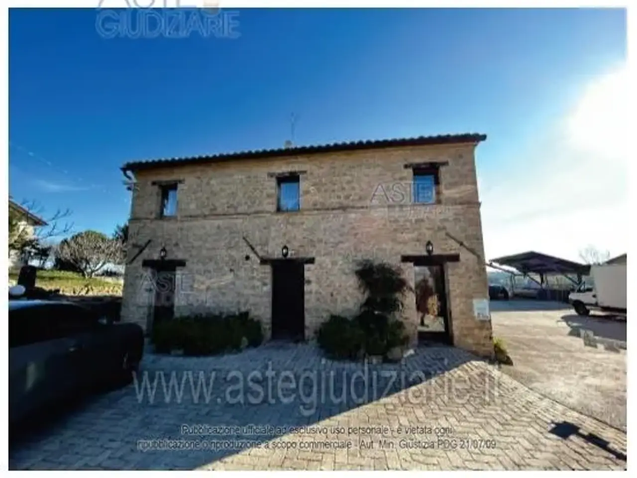 Fabbricato misto in Contrada Zaffaranara, Poggio San Marcello, {3} - Foto 1