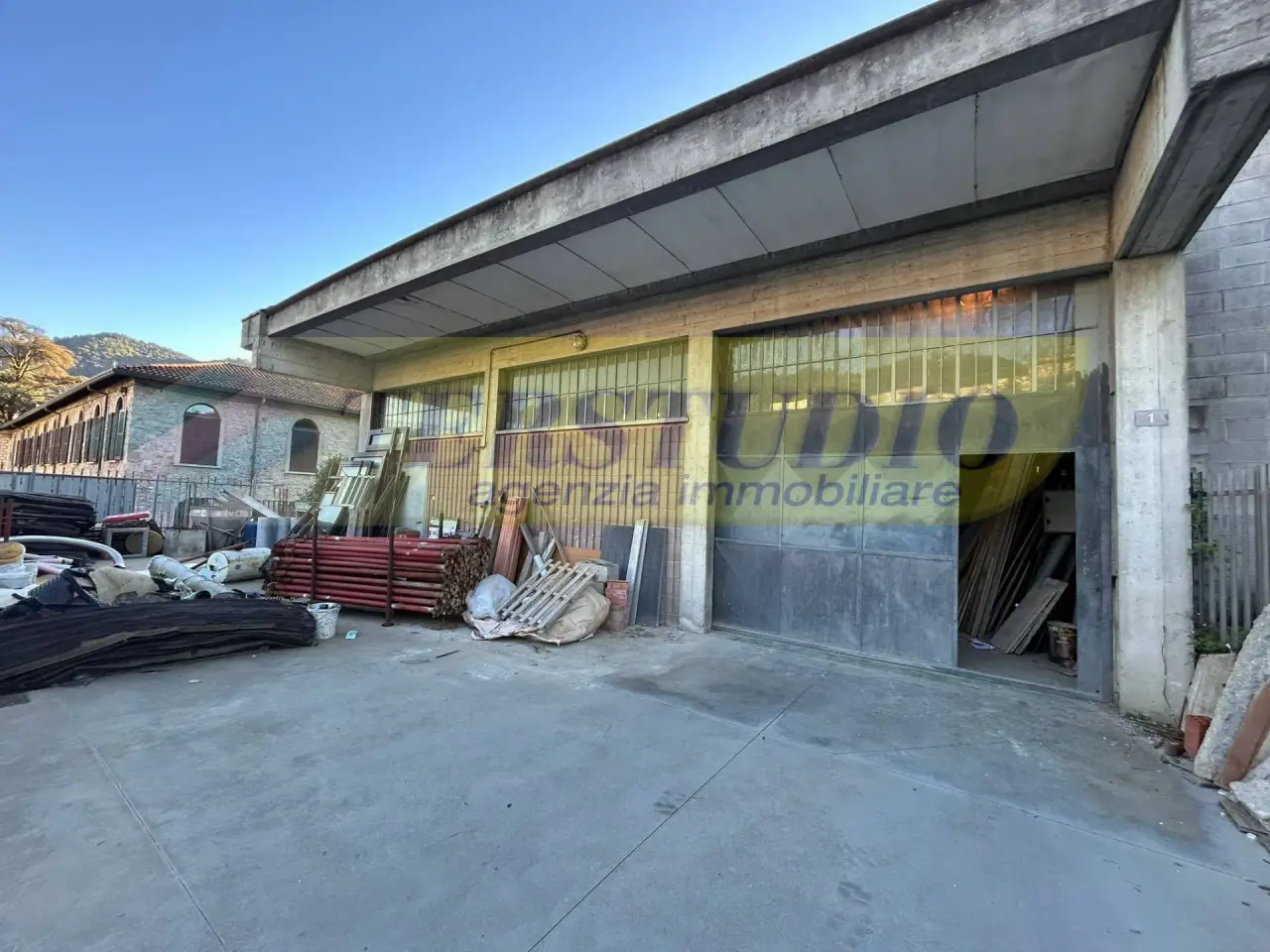 Capannone in Via Ca Ferrario 8, Caprino Bergamasco, {3} - Foto 1