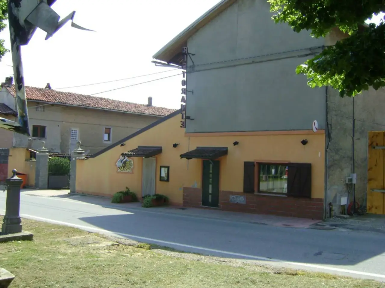 Bar - Ristorante in Via Cigliano, Maglione, {3} - Foto 2