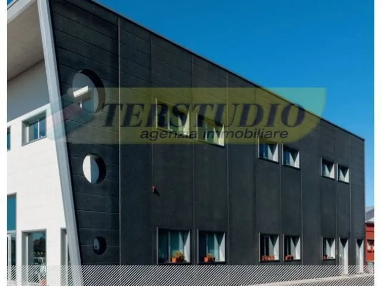 Capannone in Via Industriale 11, Monte Marenzo, {3} - Foto 2