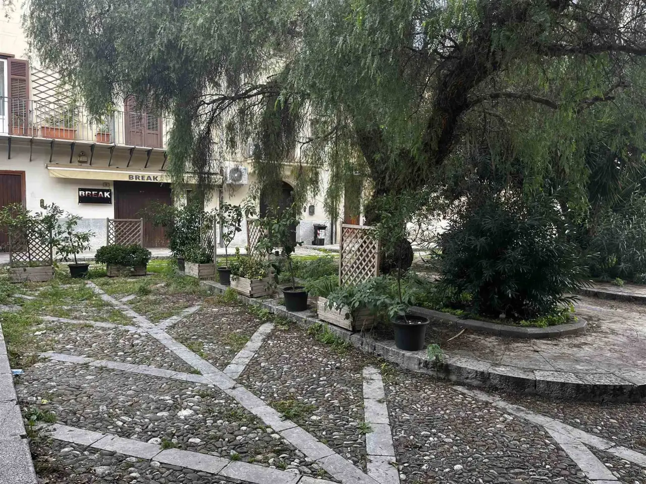 Negozio in Cortile degli Schiavi, Palermo, {3} - Foto 2