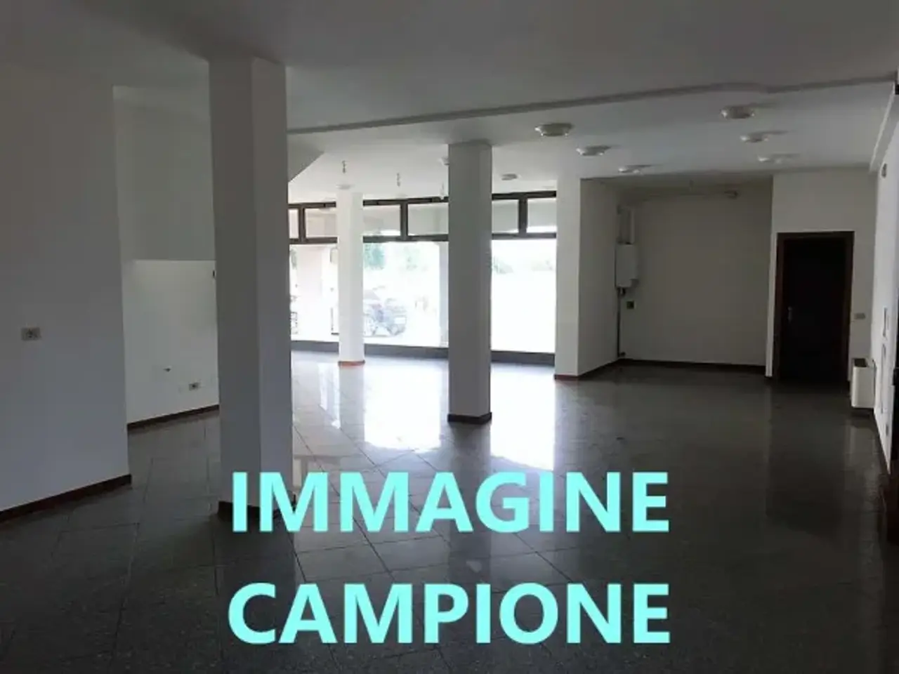 Negozio in Corso delle Terme, Montegrotto Terme, {3} - Foto 2