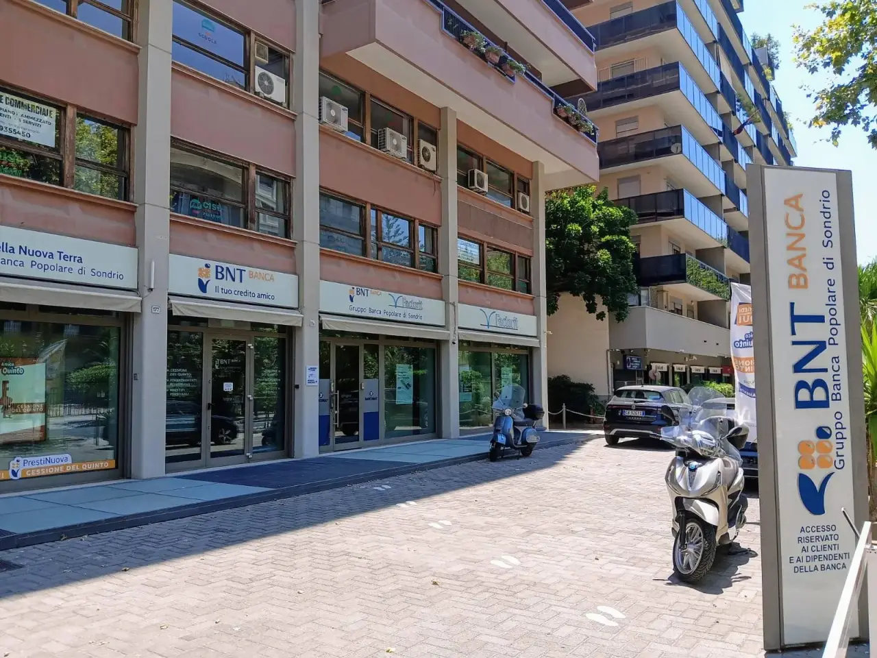 Ufficio in Via Villa Heloise 8, Palermo, {3} - Foto 1