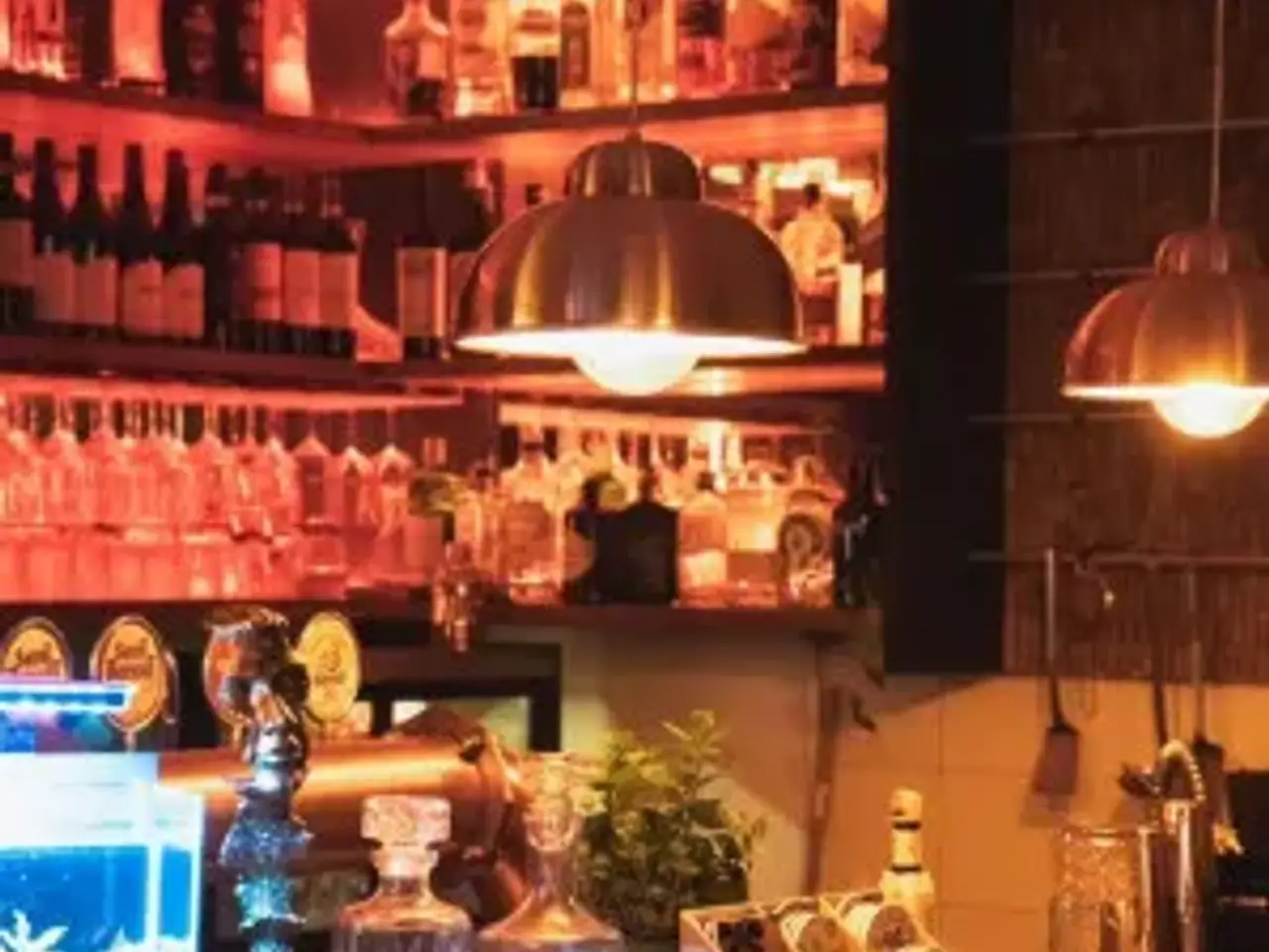 Pub in Via Gabriele Santilli 15, Pozzuoli, {3} - Foto 1