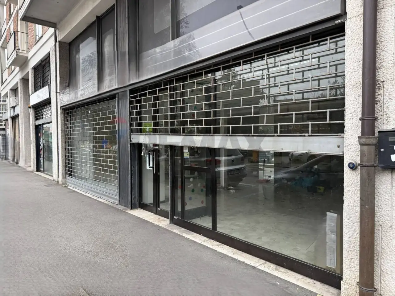 Negozio in Via Alcide De Gasperi 20, Treviso, {3} - Foto 2