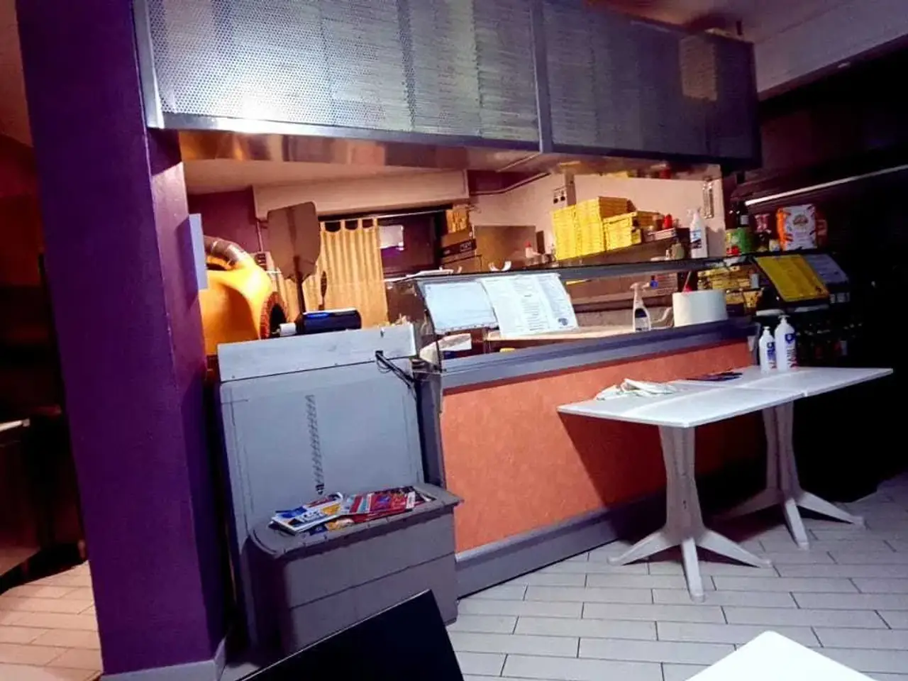 Pizzeria in Via Fabio Filzi 157, Prato, {3} - Foto 2