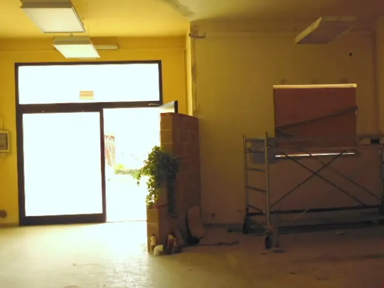 Esercizio commerciale in Via Tosco Romagnola 153, Cascina, {3} - Foto 2