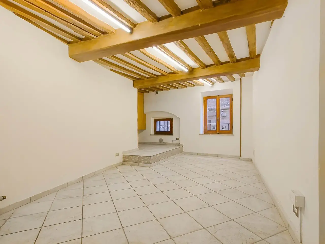 Ufficio in Via della Sapienza, Siena, {3} - Foto 1