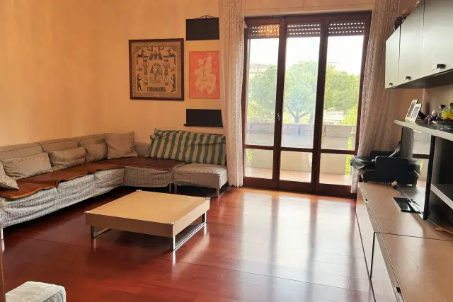 4-room flat in Via Arturo Toscanini, Firenze - Photo 1