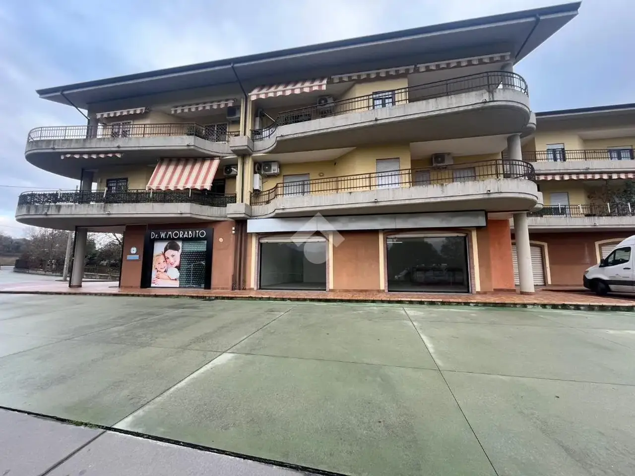 Negozio in Strada Statale 19 296, Montalto Uffugo, {3} - Foto 1