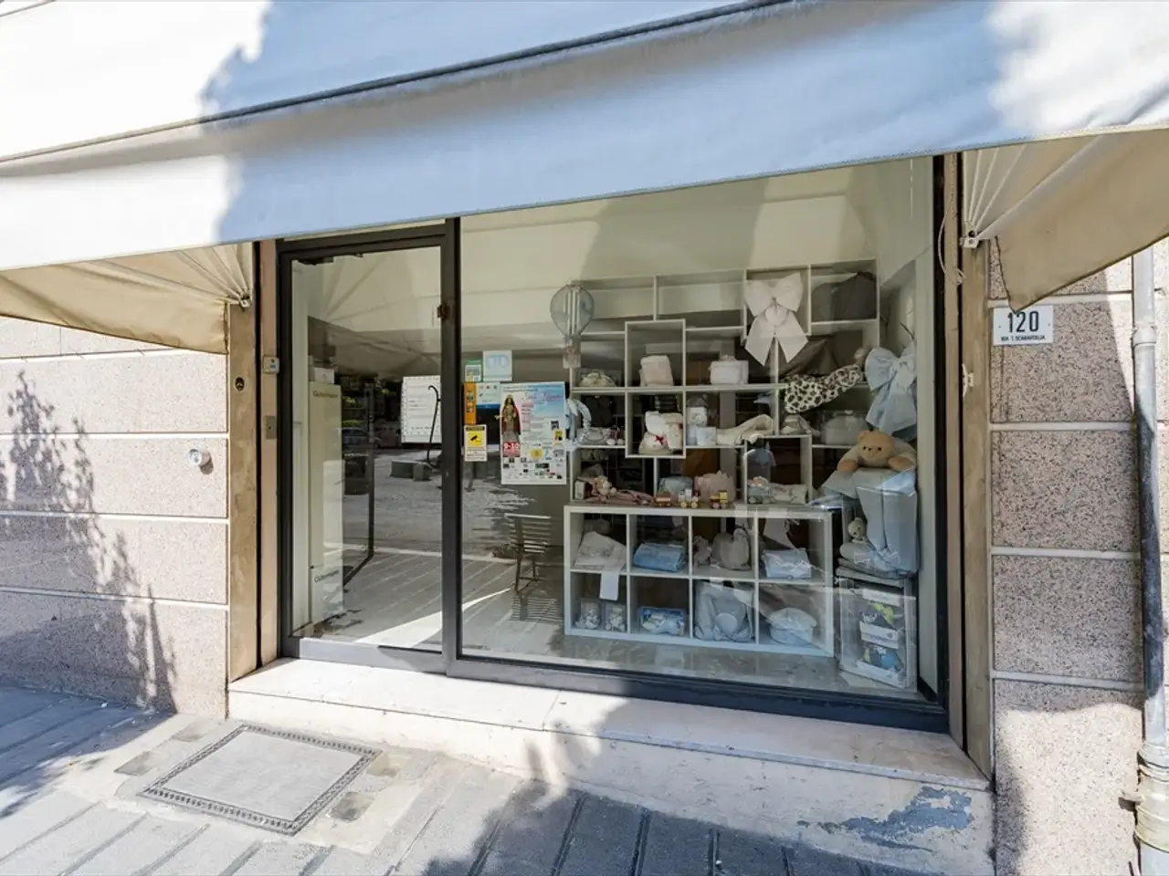 Locale commerciale in Via Scaraviglia, Chieti, {3} - Foto 2