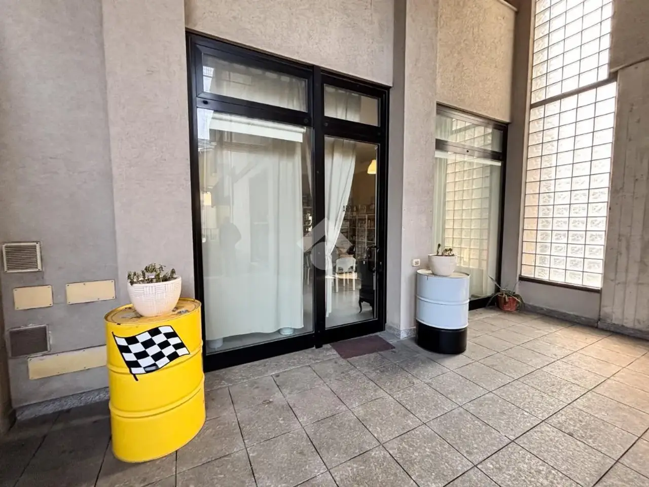 Negozio in Via San Rocco, Lecco, {3} - Foto 1