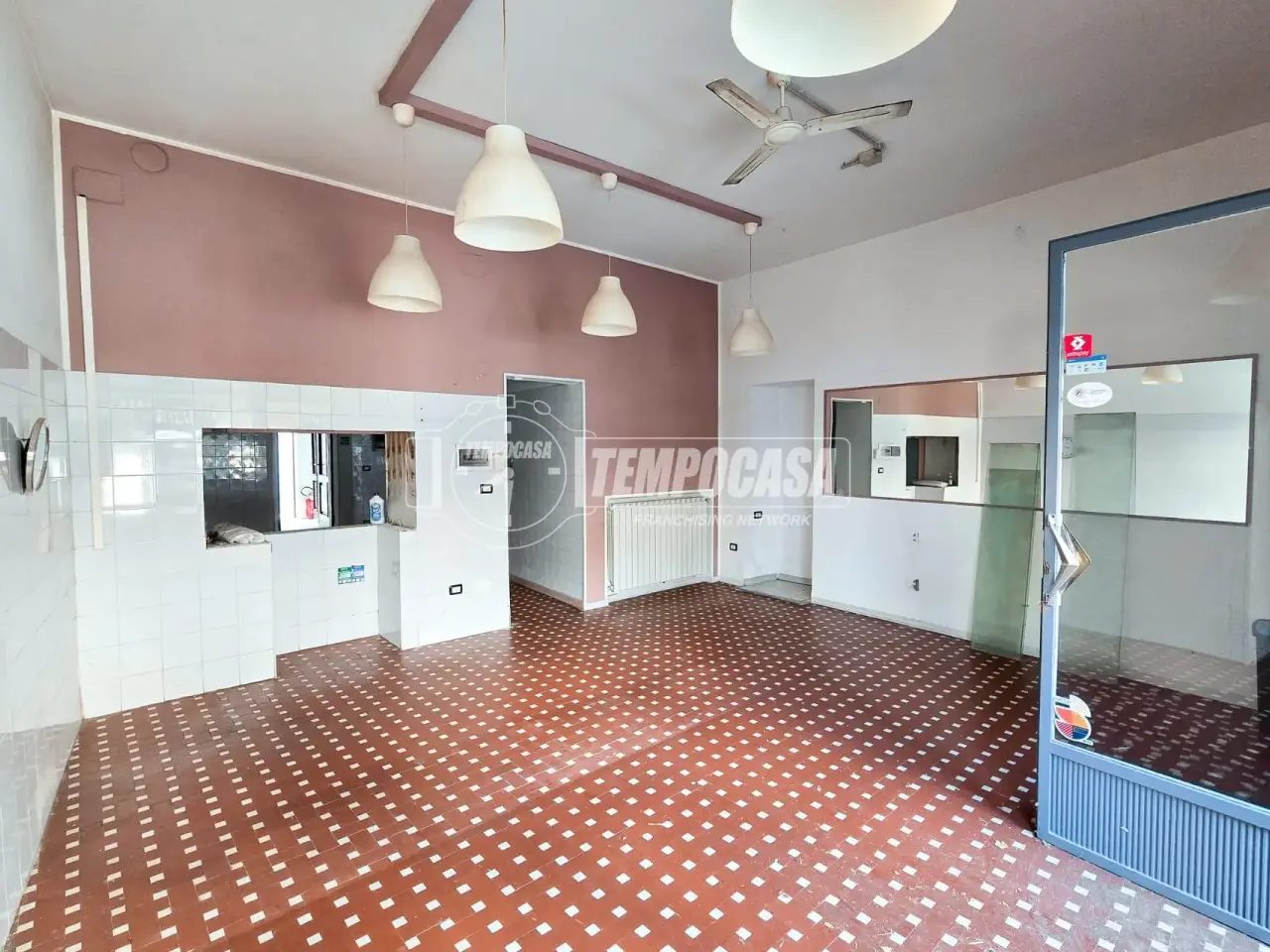 Laboratorio in Via Umberto I 121/123, Sant'Ambrogio Di Torino, {3} - Foto 2