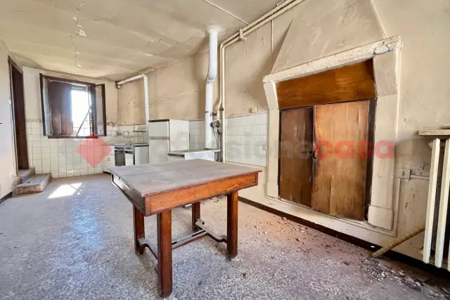 3-room flat in Via Garibaldi 46, Lonigo - Photo 1