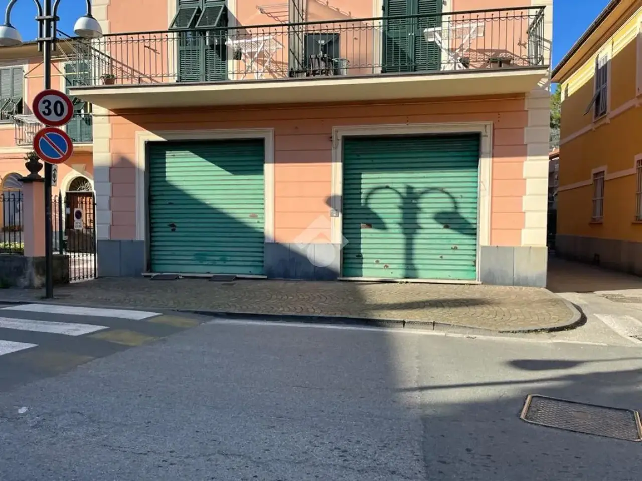Magazzino in Via Divisione Coduri, Cogorno, {3} - Foto 1