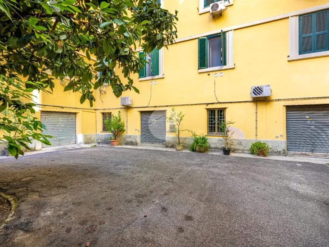 Magazzino in Via Carlo Mirabello 12, Roma, {3} - Foto 2