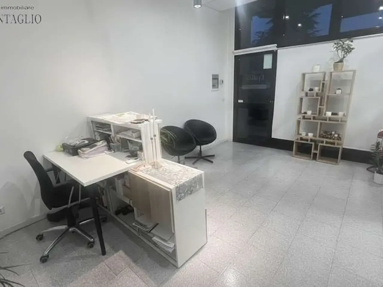 Negozio in , Fiorano Modenese, {3} - Foto 2
