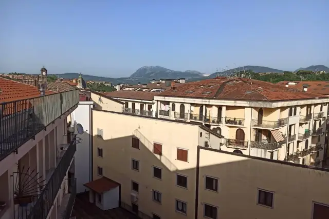 3-room flat in Liberta, Avellino - Photo 1