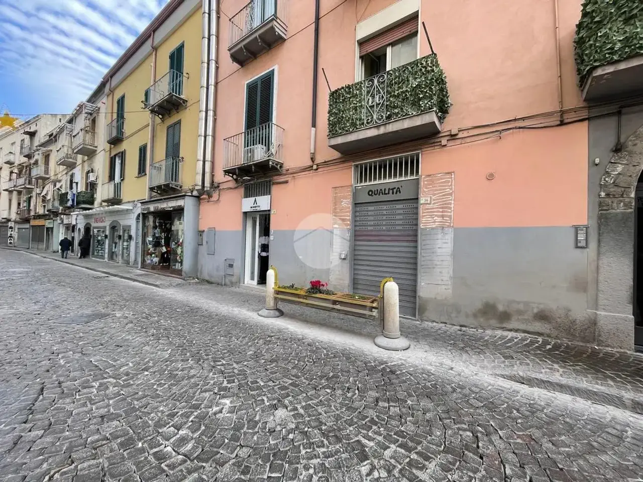 Negozio in Via Giuseppe Cosenza 38, Castellammare Di Stabia, {3} - Foto 2