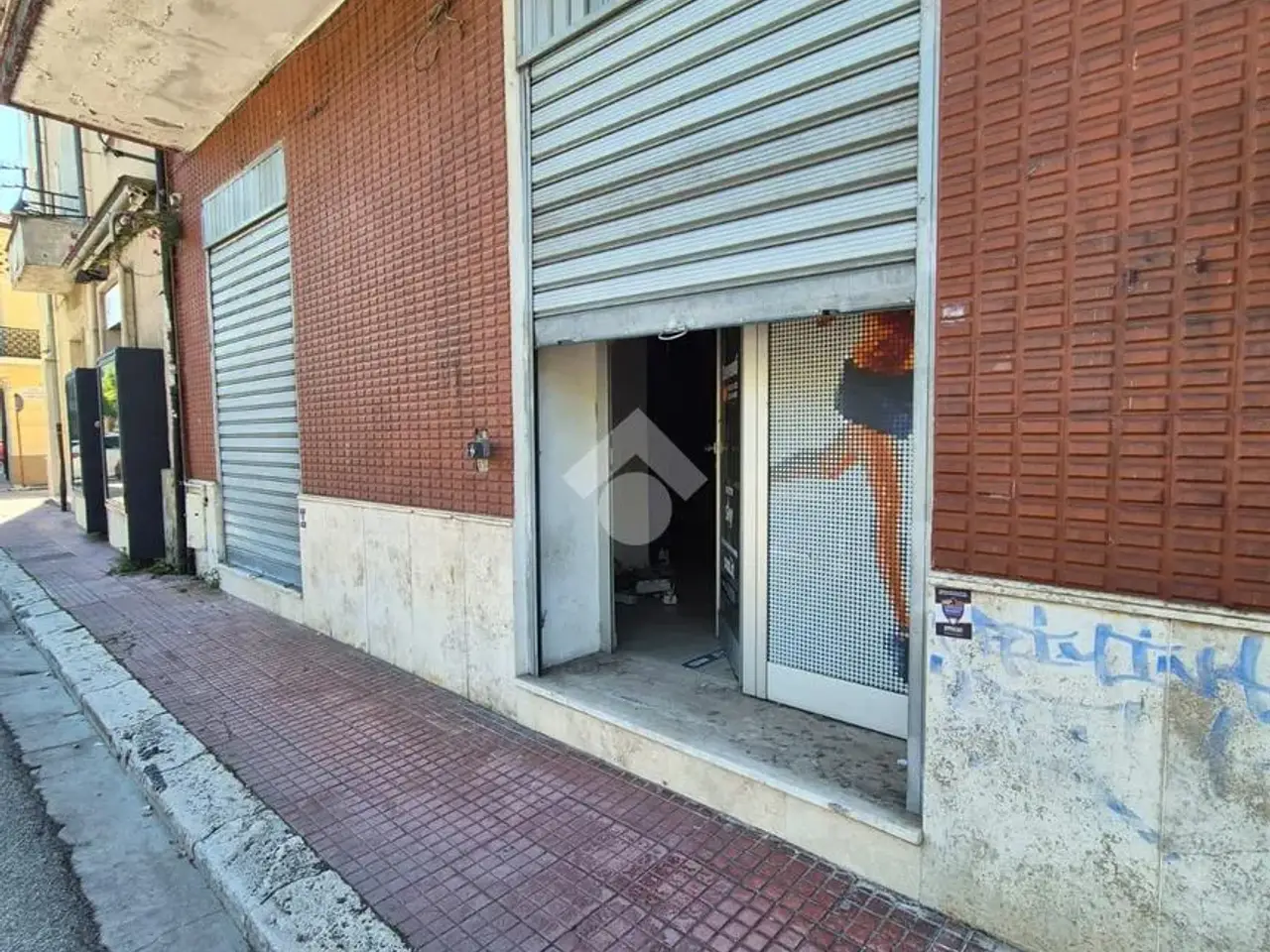 Negozio in Via Lungoliri Mazzini 33, Sora, {3} - Foto 2