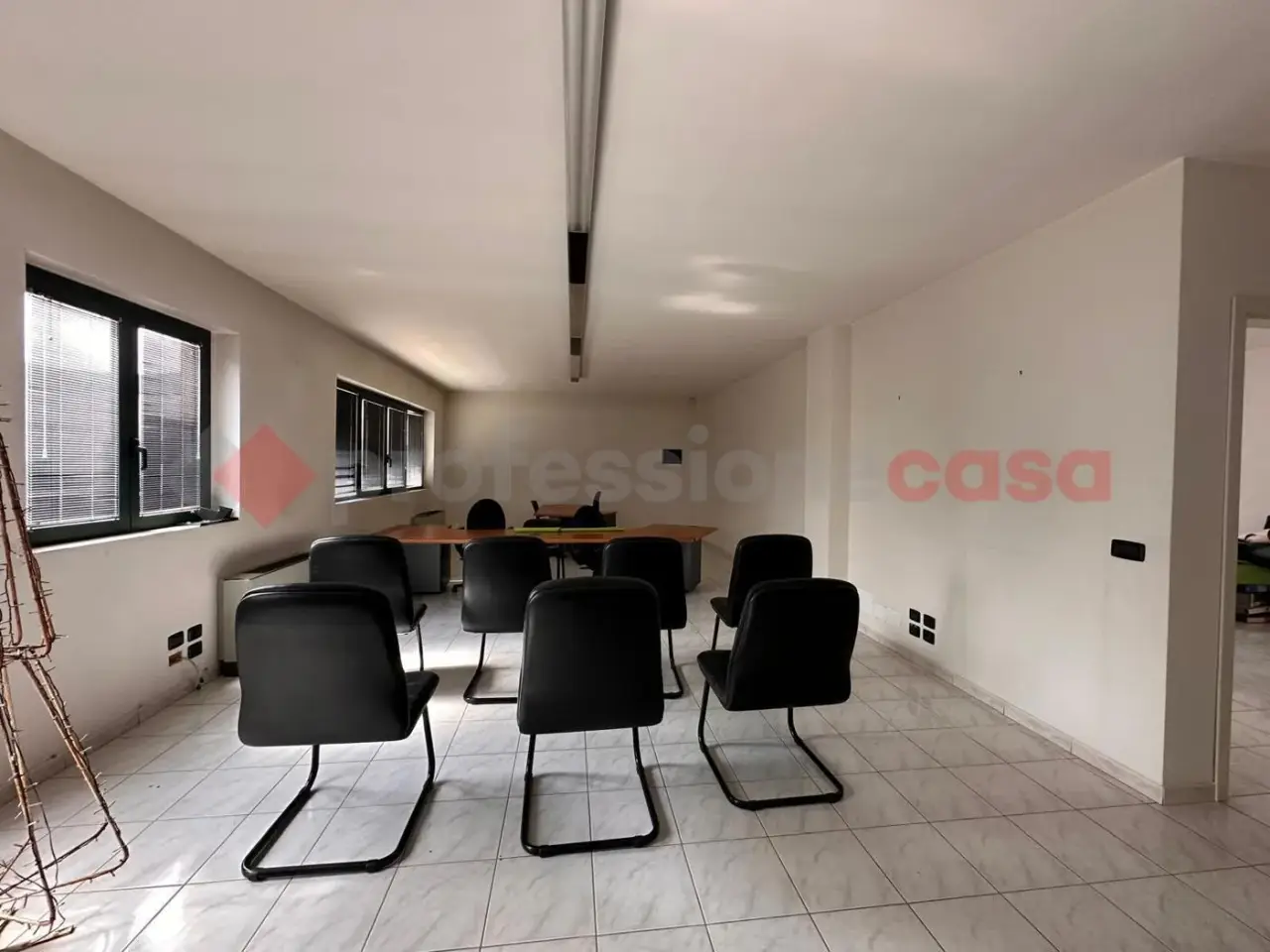 Ufficio in Via Thomas Alva Edison 24, Avezzano, {3} - Foto 1