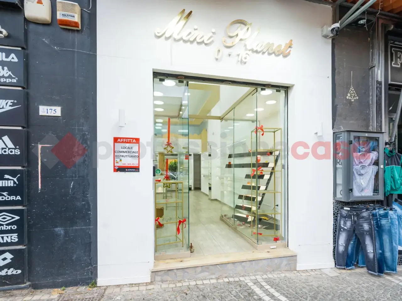 Negozio in Via IV Novembre 175, Ercolano, {3} - Foto 1