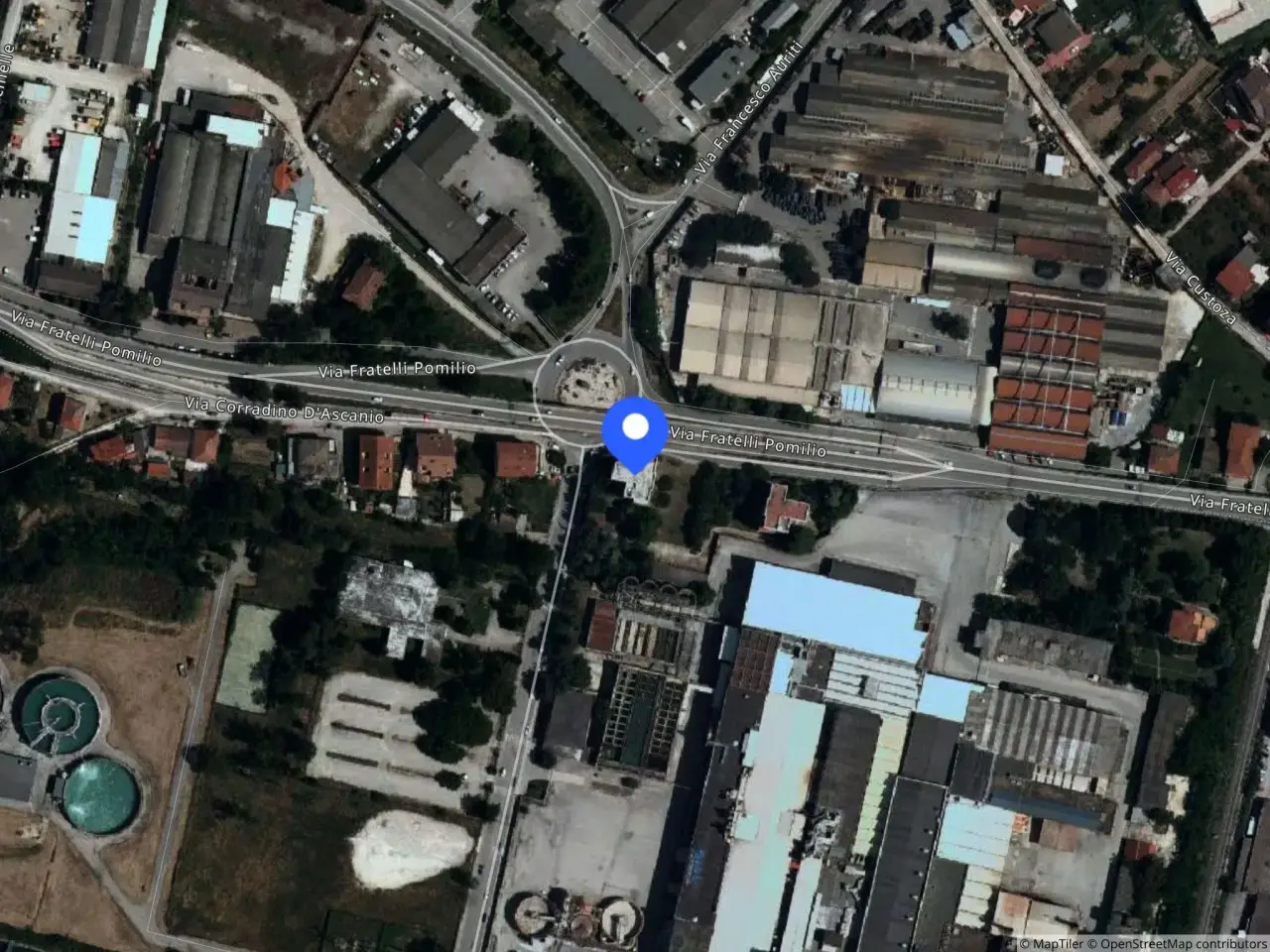 Fabbricato misto in Via Erasmp Piaggio 1 1, Chieti, {3} - Foto 1
