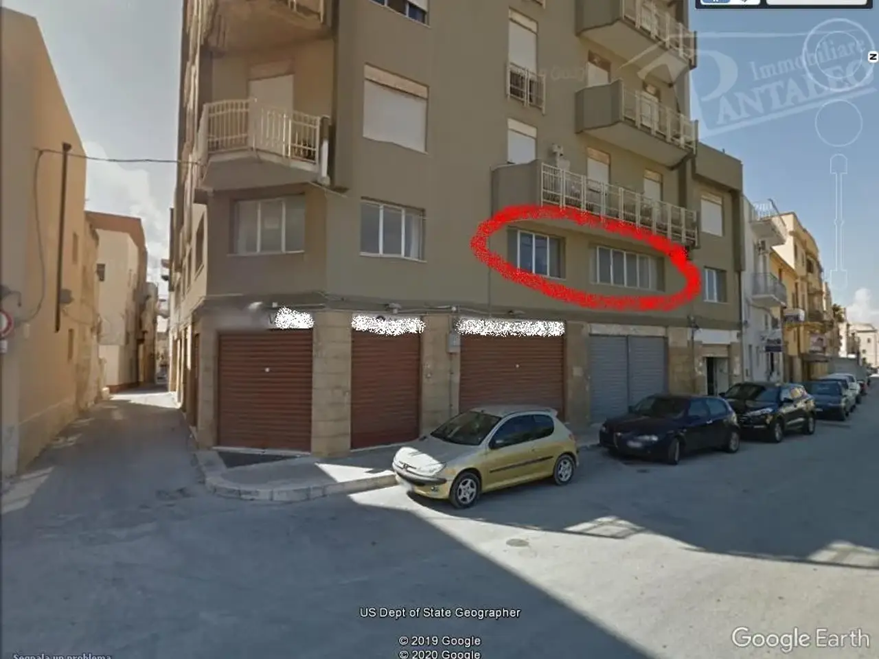 Esercizio commerciale in 
Piazza Marconi									, 
Marsala									, Marsala, {3} - Foto 1
