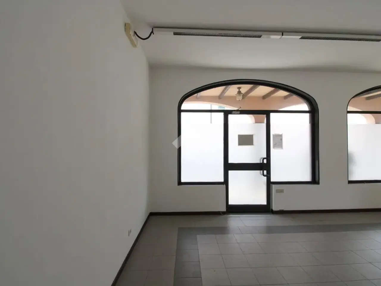 Ufficio in Via Andrea Galetti 7, Treviolo, {3} - Foto 2