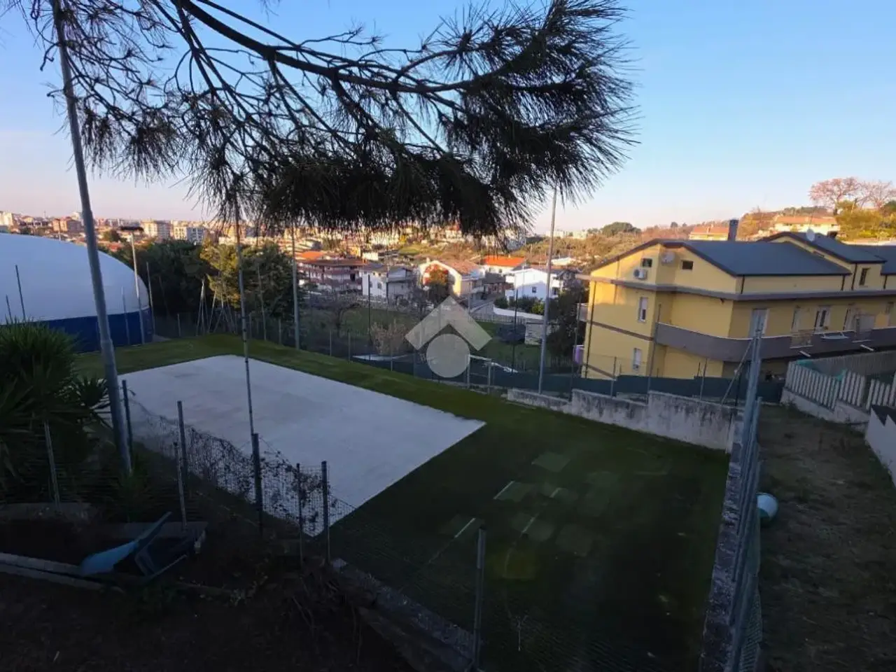 Palazzina commerciale in Via San Donato 131, Pescara, {3} - Foto 1