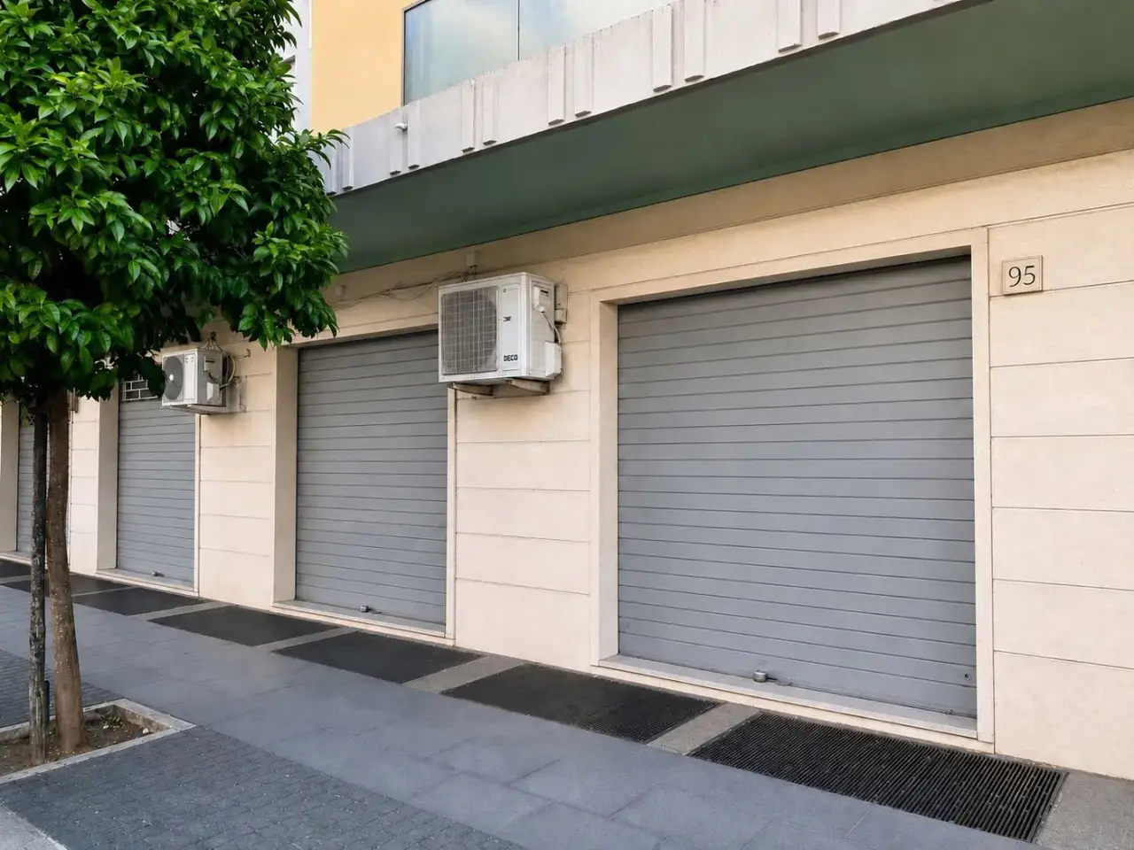 Negozio in Viale Partenope, Roma, {3} - Foto 1