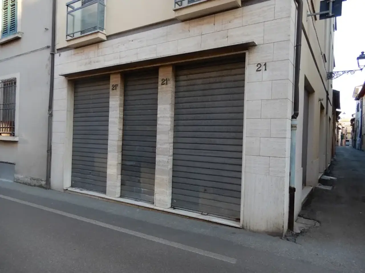 Negozio in Via Cairoli, Imola, Centro Storico, Imola, {3} - Foto 2