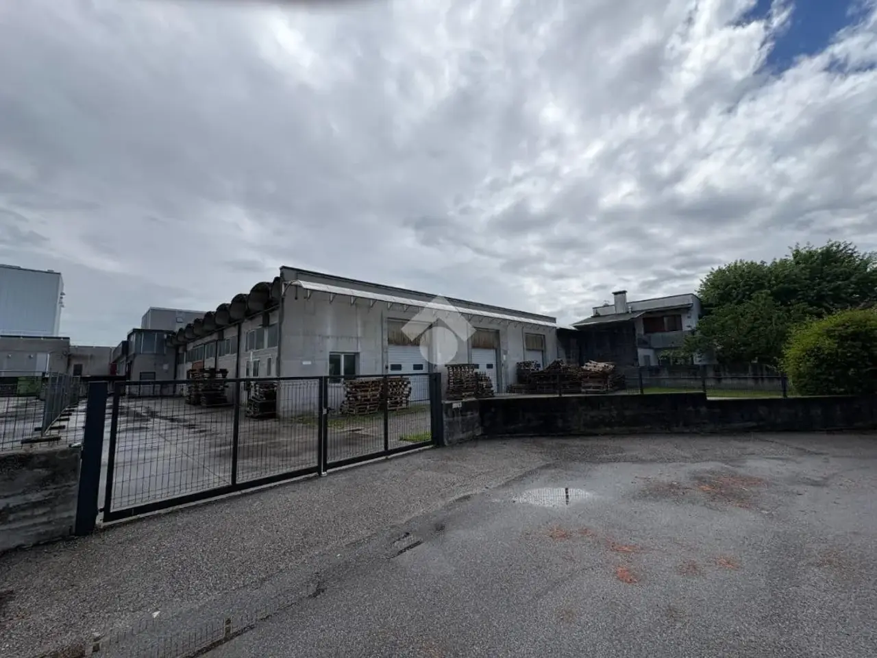Magazzino in Via dell' Artigianato 12, San Zenone Degli Ezzelini, {3} - Foto 2