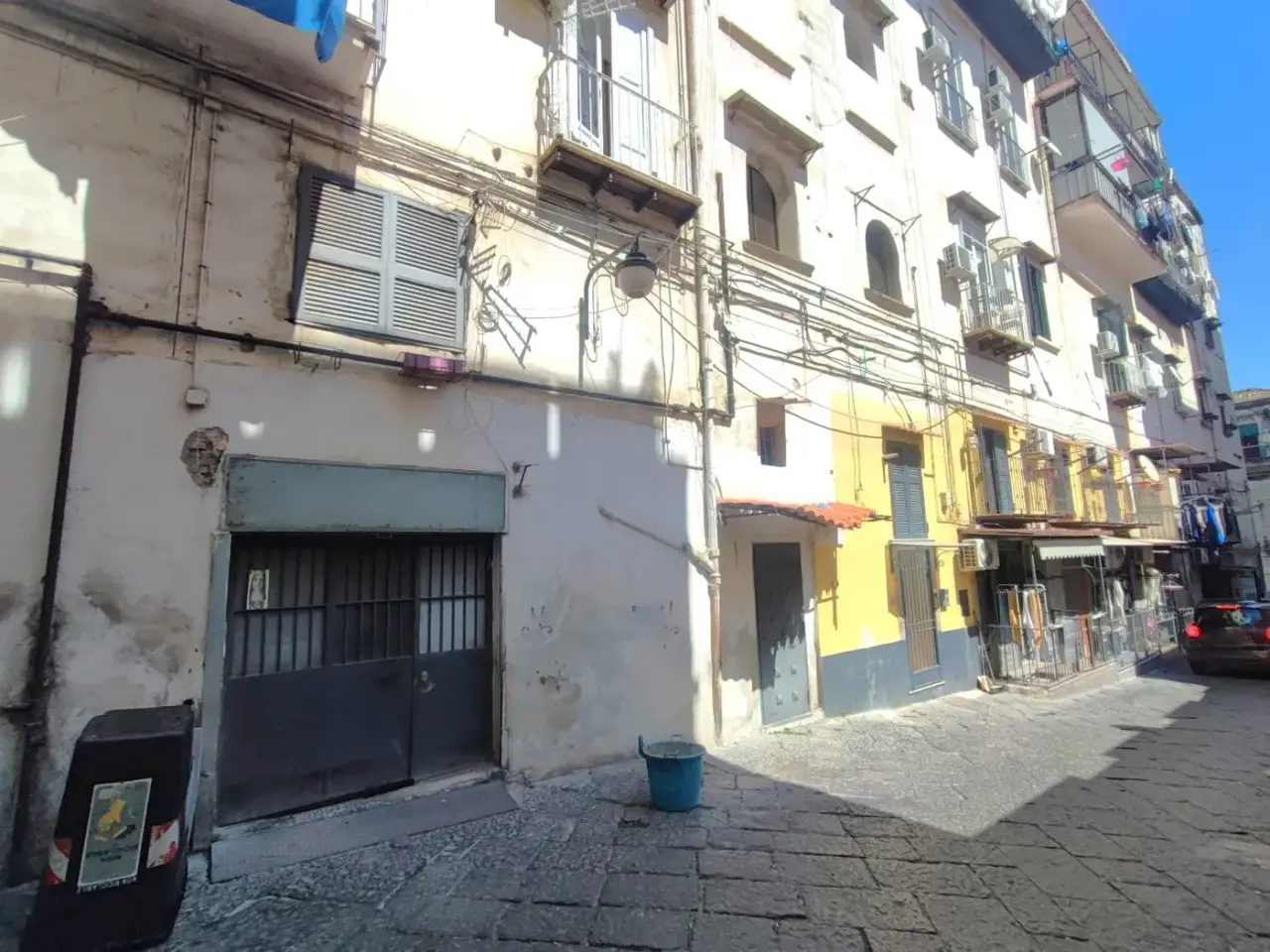 Magazzino in Vico Rosario di Palazzo , Napoli, {3} - Foto 1