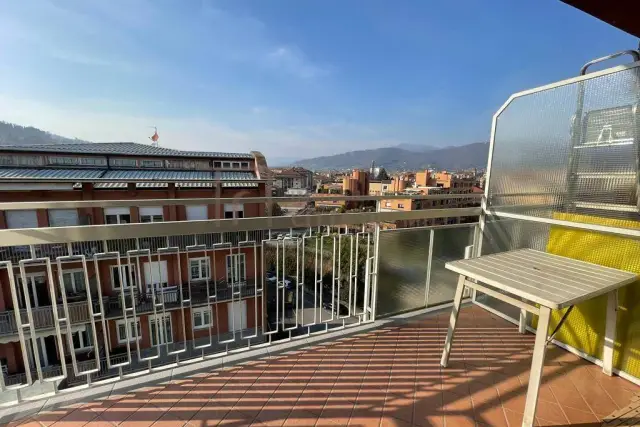 4-room flat in Via Gianforte Suardi, Bergamo - Photo 1